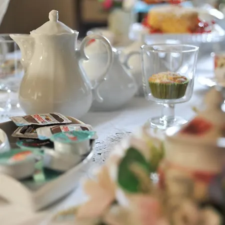 Ai Cedri Bed & Breakfast *